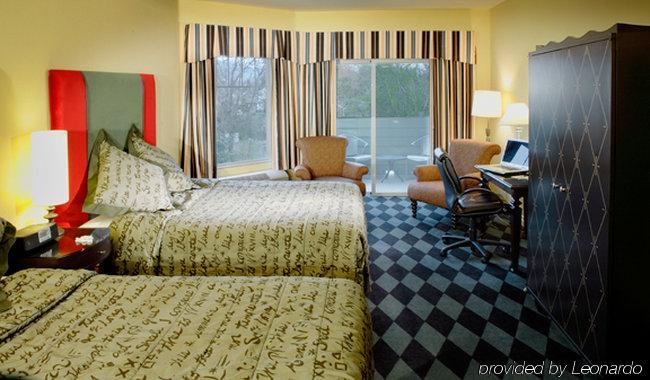 Plaza Inn & Suites At Ashland Creek Oda fotoğraf