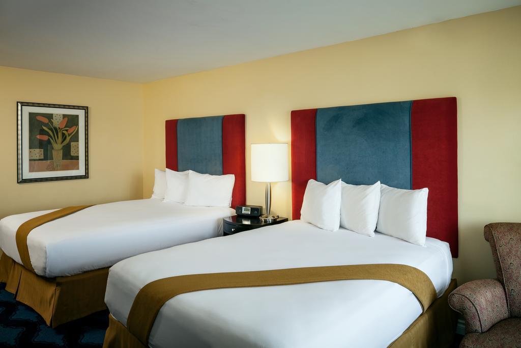 Plaza Inn & Suites At Ashland Creek Dış mekan fotoğraf