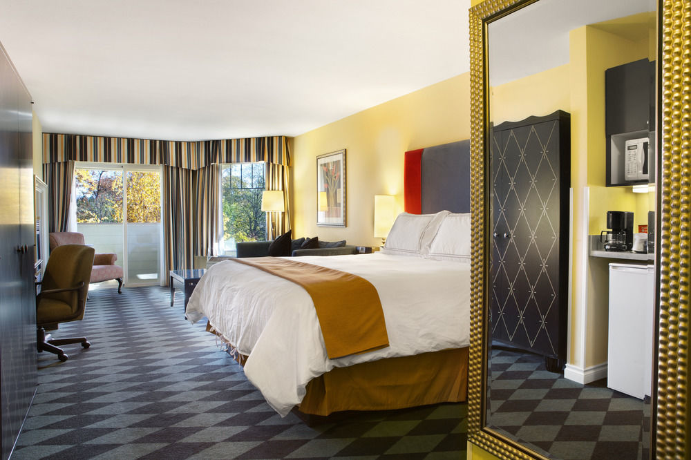Plaza Inn & Suites At Ashland Creek Dış mekan fotoğraf