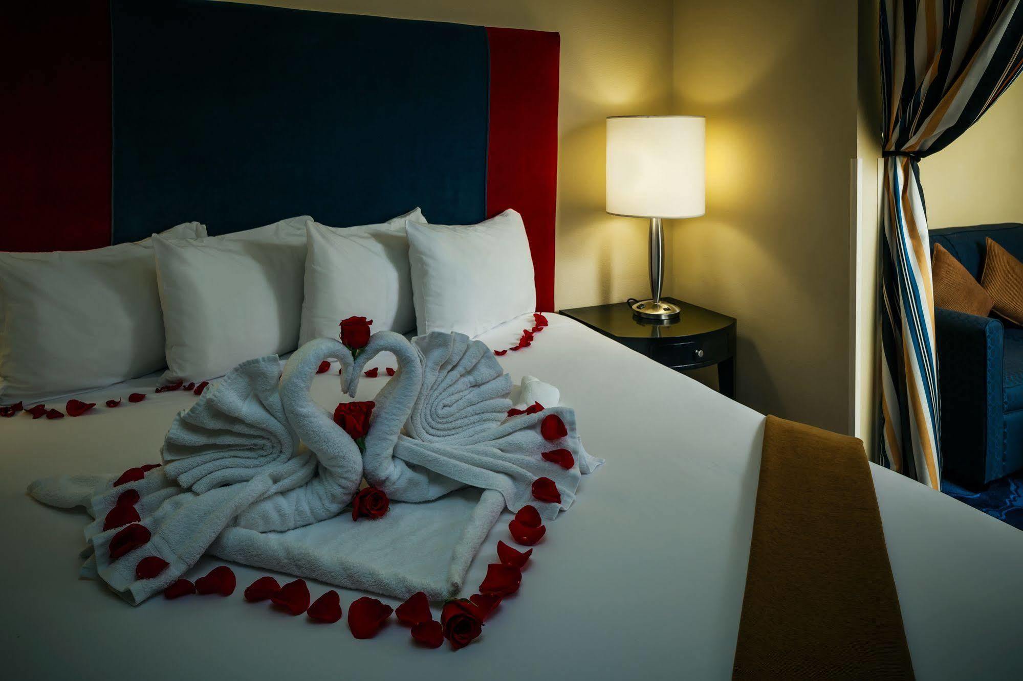 Plaza Inn & Suites At Ashland Creek Dış mekan fotoğraf