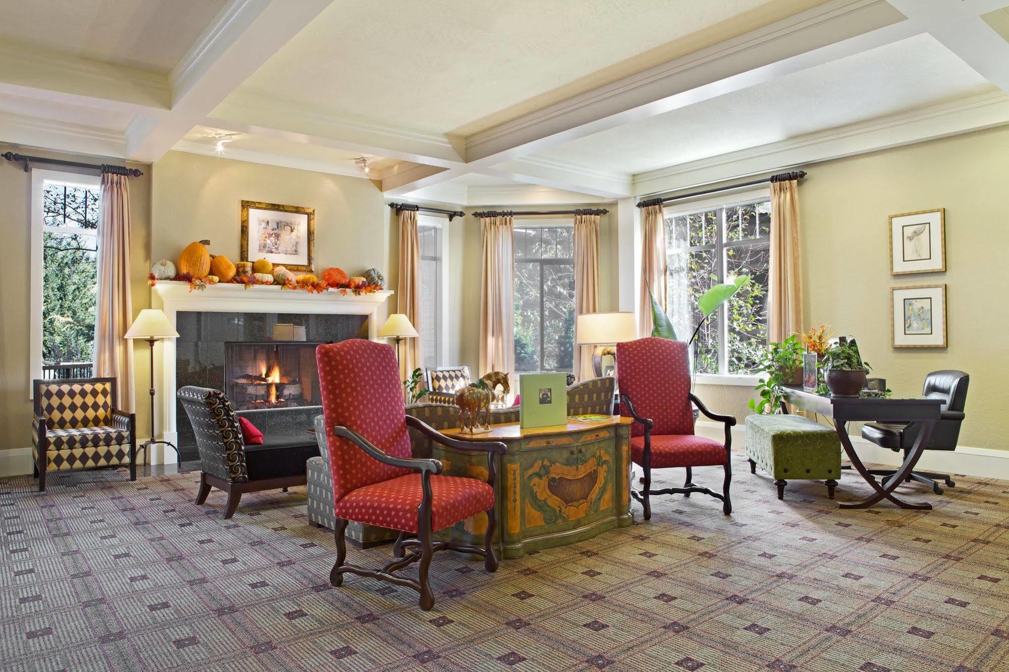 Plaza Inn & Suites At Ashland Creek Dış mekan fotoğraf